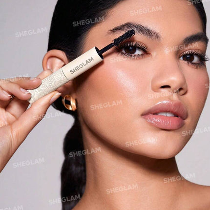 ماسكارا All-In-One (2×1) لتكثيف وتطويل الرموش بلون أسود، قابلة للغسيل من شيجلام