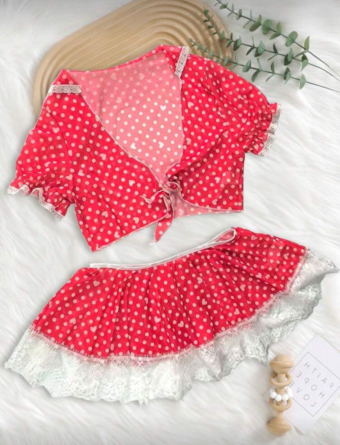 طقم لانجري خيالي من قطعتين بتصميم شبكي ودانتيل