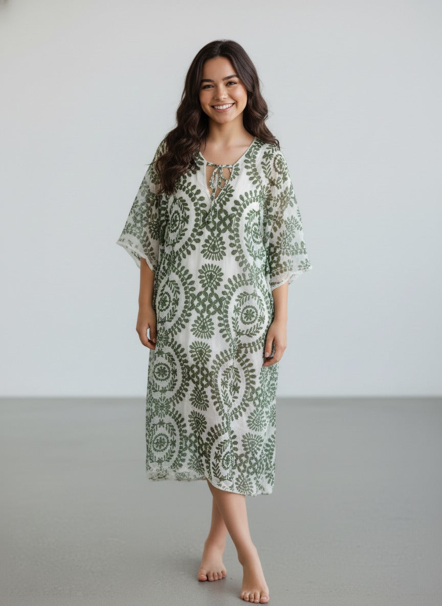 طقم كوفر-أب نسائي من مجموعة Summer Beach – أكمام بات-وينغ مطبّعة كاملة مع ربطة خصر