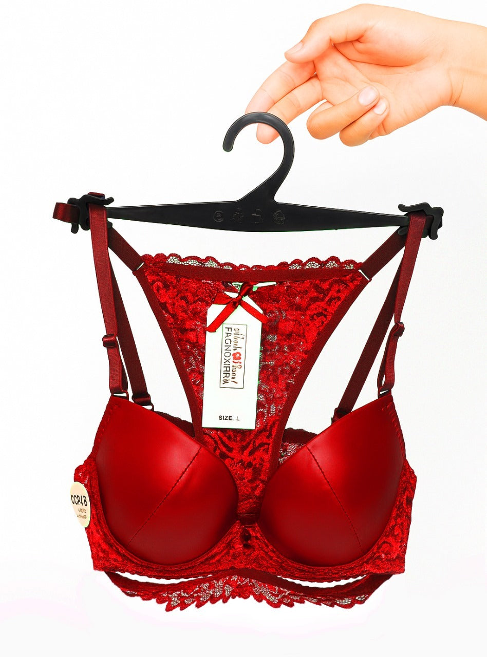 Sexy women's lingerie set, made of faux leather and lace, decorated with zipper