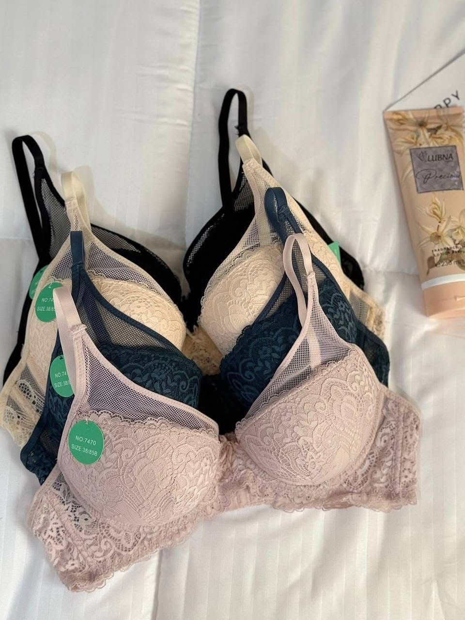 حمالة صدر نسائية دانتيل بنقشة زهور مع سلك داخلي – تصميم أنيق وداعم