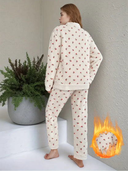 بيجامة نسائي من الفلانيل للخريف والشتاء