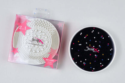 منظف الفرش 2 في 1 جاف (إسفنجي) ورطب (سيليكون)