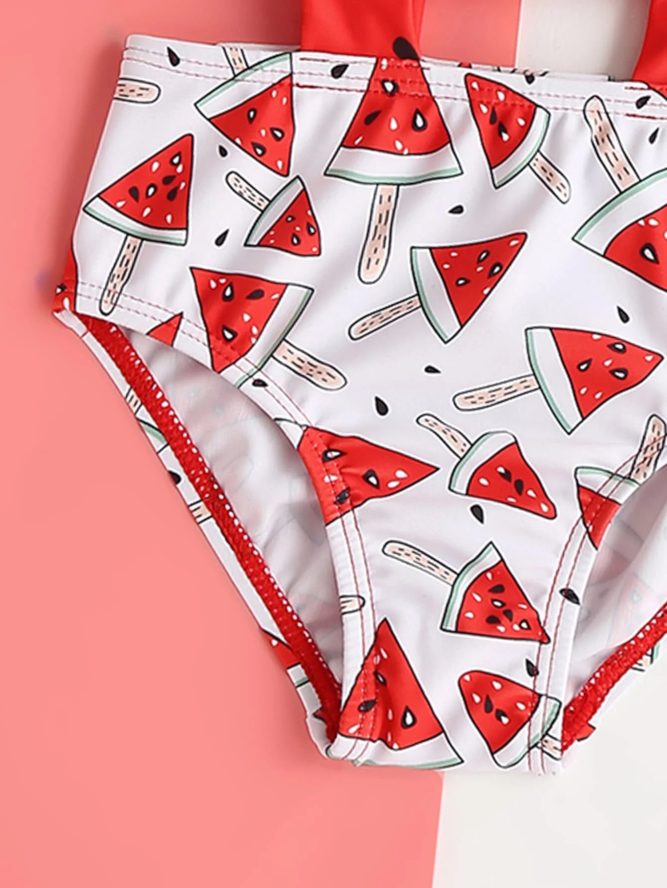 ملابس سباحة SHEIN للفتيات الصغيرات من قطعة واحدة مجوفة بألوان متباينة ومزينة بكشكشة