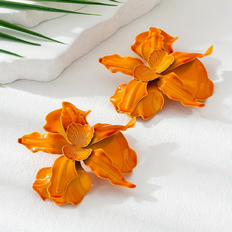 حلق  بشكل زهرة برتقالية ثلاثية الأبعاد – أسلوب بوهيمي عصري وخفيف