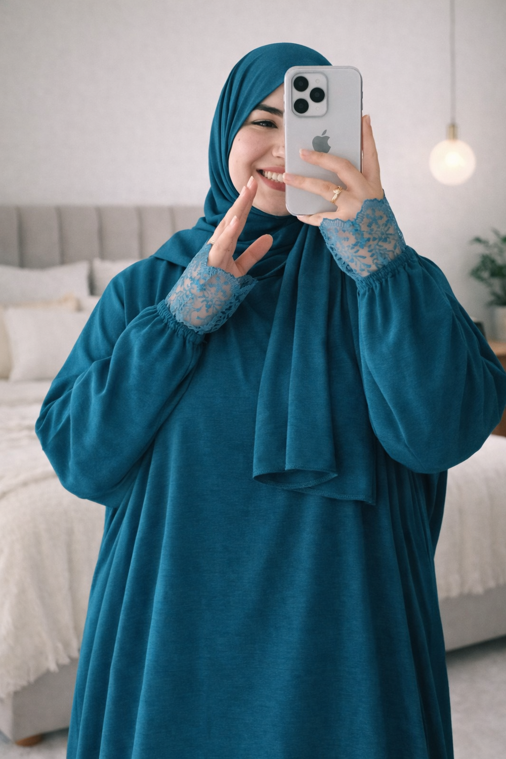 إسدال قماش كتان اسباني معرج  مزود ب كابيشو وطرحه مع دانتيل بالكمام والكابيشو