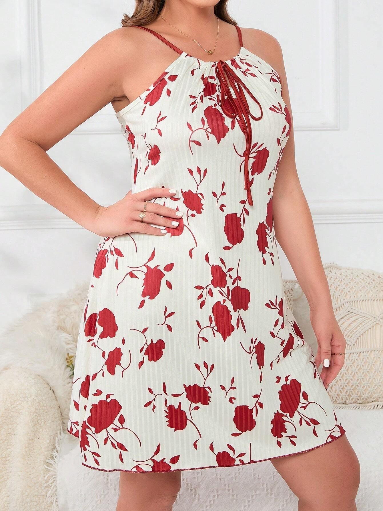 قميص نوم نسائي مطبوع عليه زهور بأشرطة رفيعة، Shein